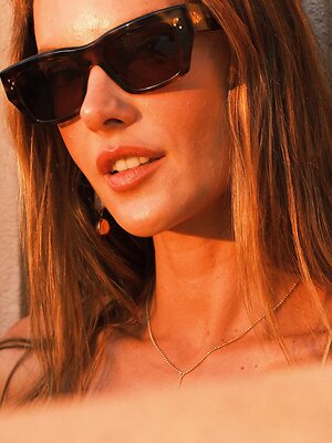 Alessandra Ambrosio leaked photo #2480