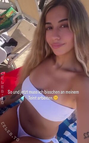 Alessandra Riili photo