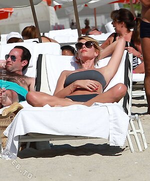 Alessia Marcuzzi Nude Leaked Photo #36