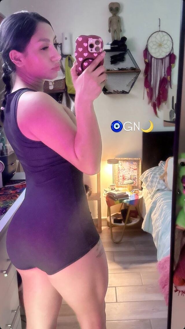Aletxa Valenzuela leaked photos