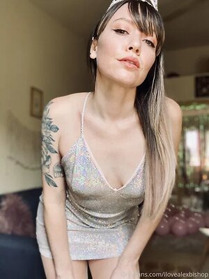 Set 5 — 19 photos