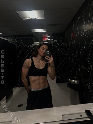 Alex Giardina Nude Leaked Photo #3