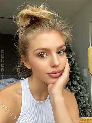 Alexa Breit Nude Leaked Photo #686