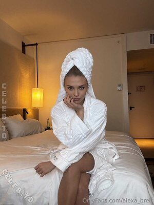 Alexa Breit Nude Leaked Photo #860