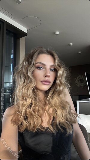 Alexa Breit Nude Leaked Photo #283