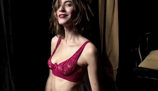 Alexa Chung leaked photo #43