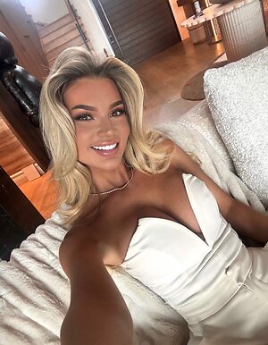 Alexa Collins