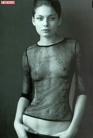 Alexa Davalos
