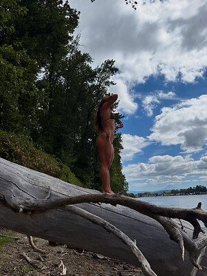 Alexa Dietz leaked photo #23