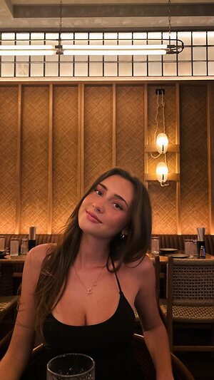 Alexa Pearson leaked photo #21