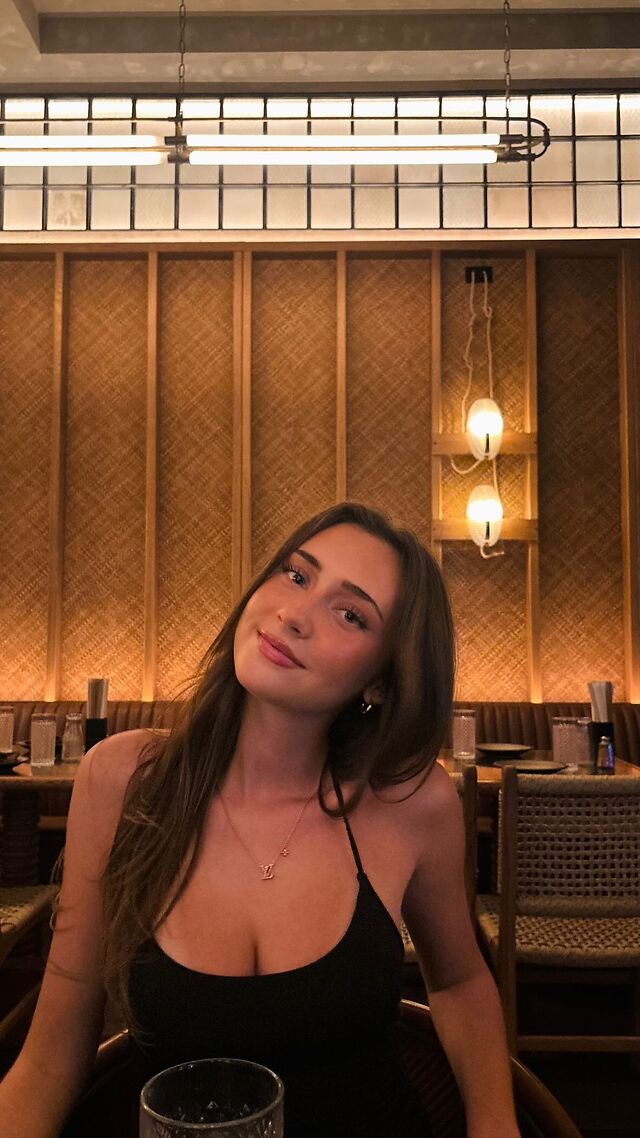 Alexa Pearson leaked photos