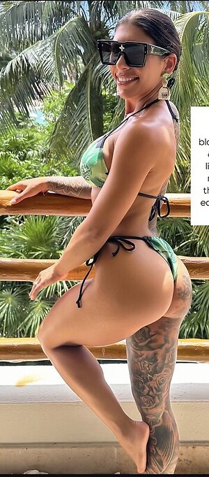 Alexa Watson leaked photo #32
