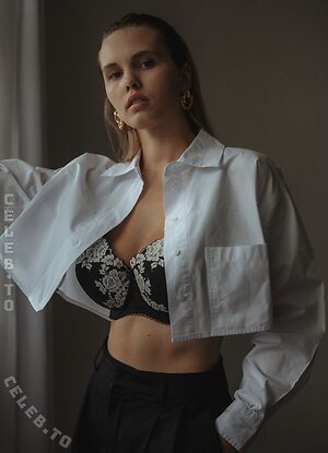 Alexa Wendel Nude Leaked Photo #39
