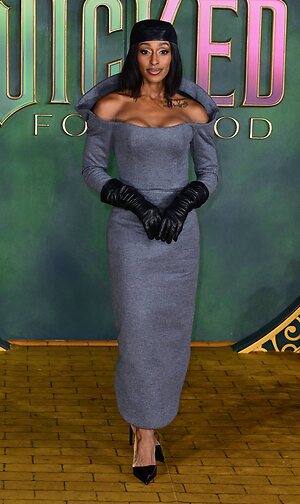 Alexandra Burke leaked photo #8
