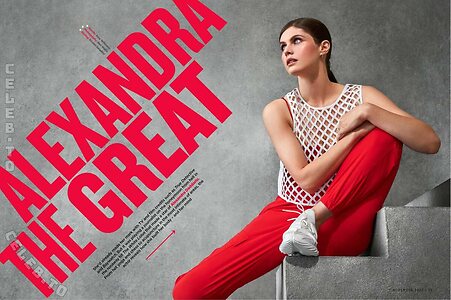 Alexandra Daddario leaked photo #126