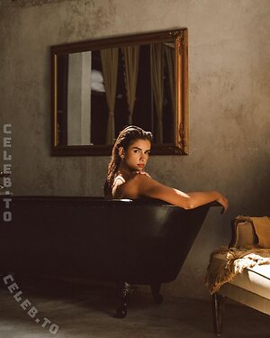 Alexandra Nicole Nude Leaked Photo #3