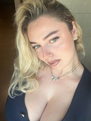 Alexandra Polychroniadou leaked photo #11