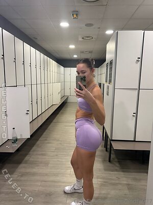 Alexandraa_97 Nude Leaked Photo #6