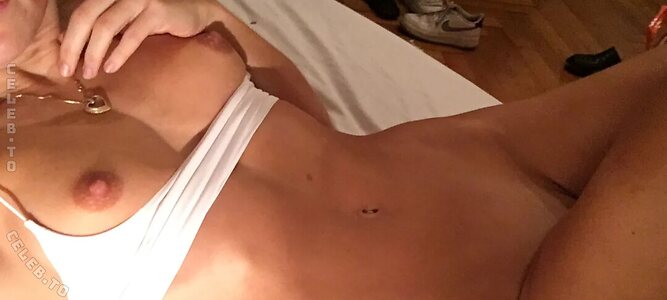 Alexandraa_97 Nude Leaked Photo #36