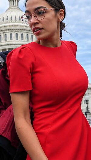 Alexandria Ocasio-Cortez leaked photo #9