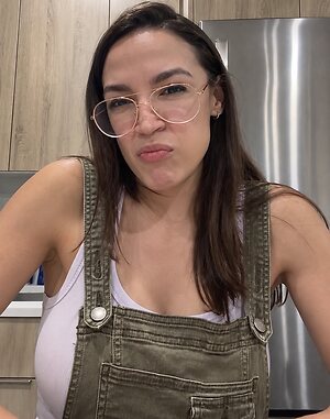 Alexandria Ocasio-Cortez leaked photo #20