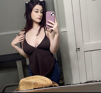 Alexandria leaked photo #11