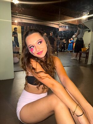 Alexia Barnechea leaked photo #2