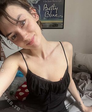 Alexia Burns Nude Leaked Photo #5