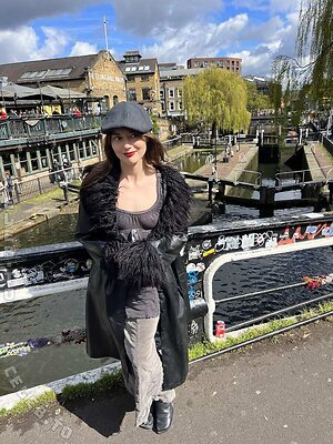 Alexia Burns Nude Leaked Photo #6