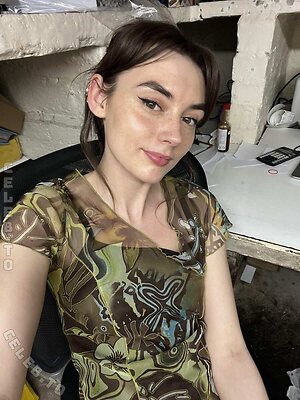 Alexia Burns Nude Leaked Photo #7