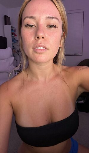 Alexia Steade leaked photo #24