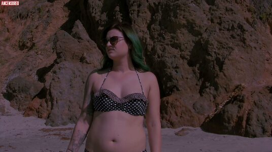 Alexis Acosta Nude Leaked Photo #4