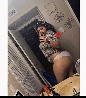 Alexis Blakey leaked photo #3