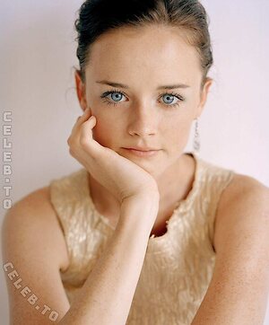 Alexis Bledel photo