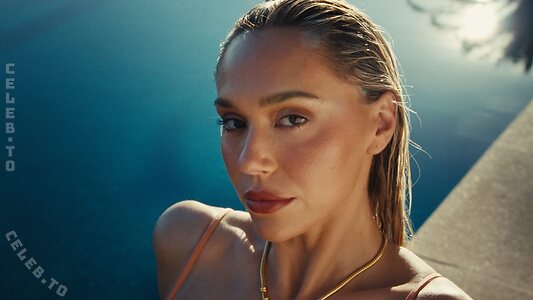 Alexis Ren Nude Leaked Photo #64