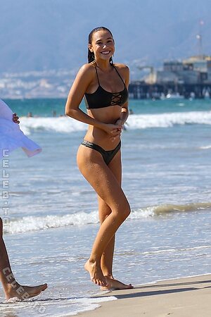 Alexis Ren Nude Leaked Photo #83