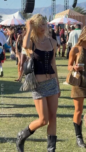 Alexis Ren Nude Leaked Photo #95