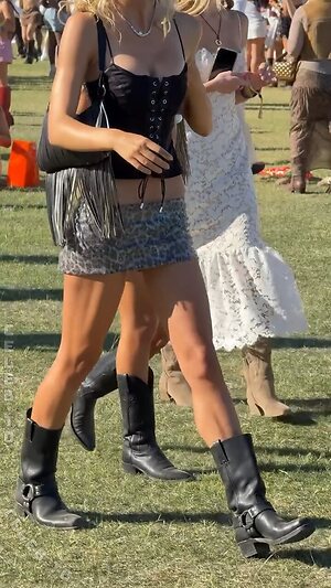 Alexis Ren Nude Leaked Photo #96