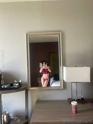 Alexisaevans leaked photo #631