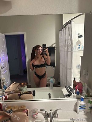 Alexisaevans leaked photo #865