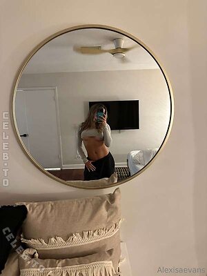 Alexisaevans leaked photo #1067