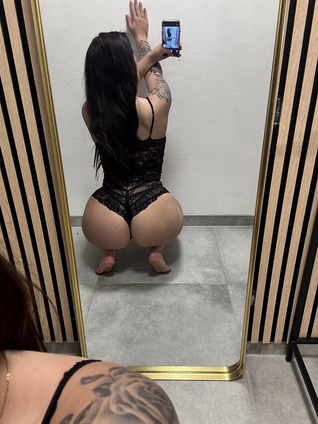 Aleyna Reyes aleynareyesofficialGermanlatina leaked photos