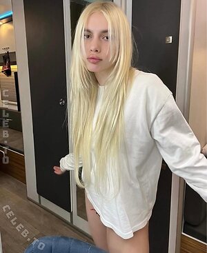 Aleyna Tilki Nude Leaked Photo #26