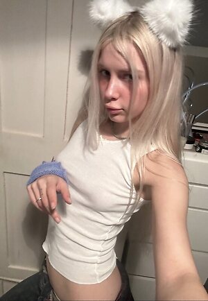Aleyna Tilki leaked photo #178