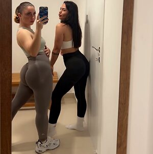 aleyynaa.demiir leaked photo #2