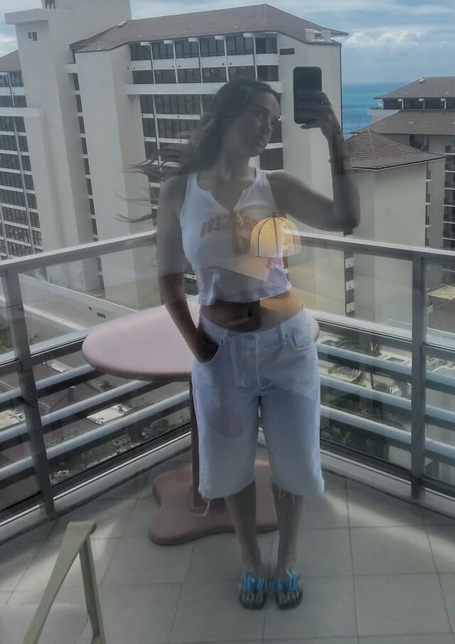 Ali Macofsky leaked photos