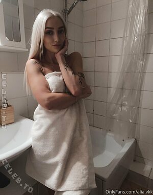 Alia.vk Nude Leaked Photo #28