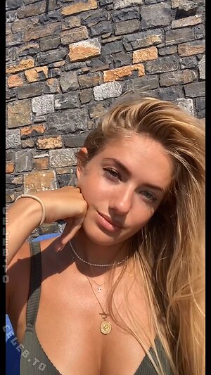 Alica Schmidt Nude Leaked Photo #40