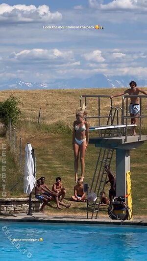 Alica Schmidt photo