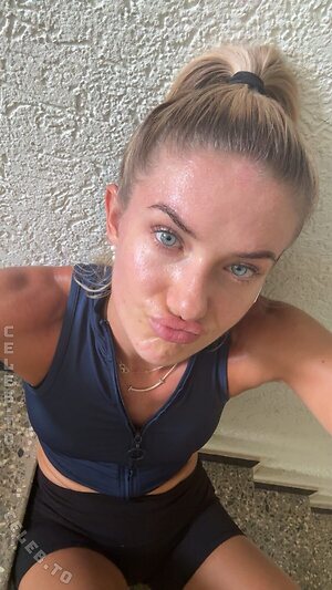 Alica Schmidt photo